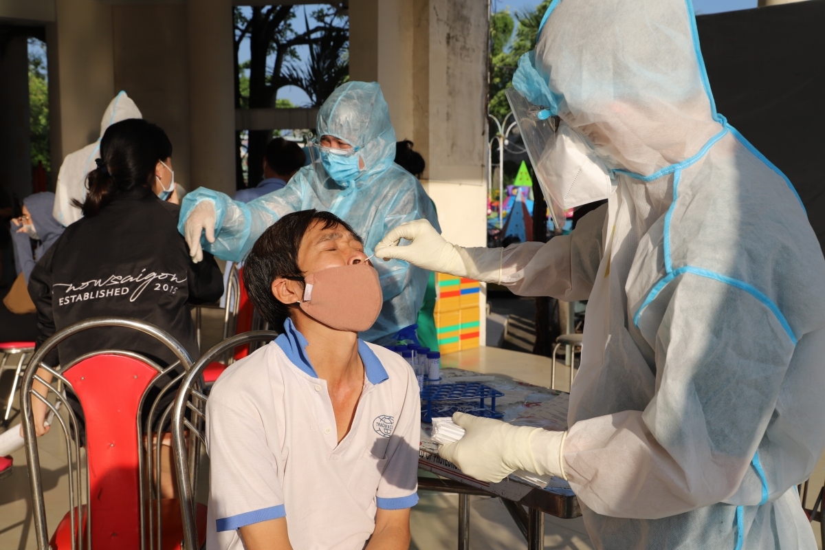 COVID-19: 277 new cases recorded, 270 cases in HCM City alone